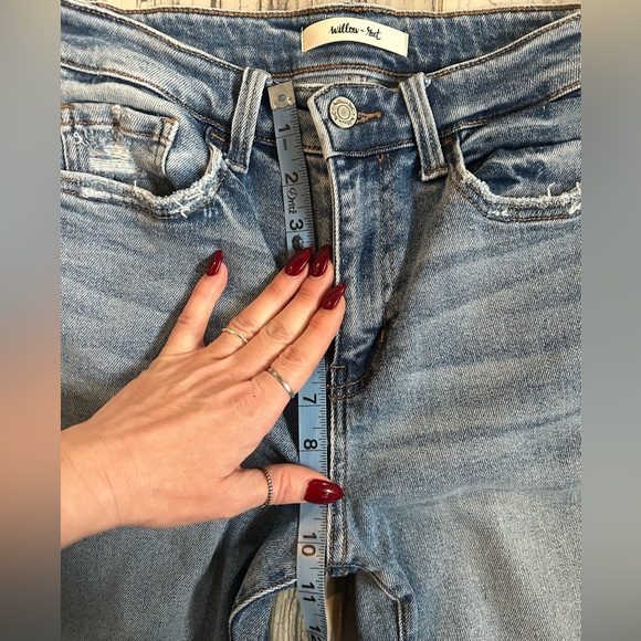 Buckle Willow & Root High Rise Cropped Stretch Jeans - Picture 13 of 16